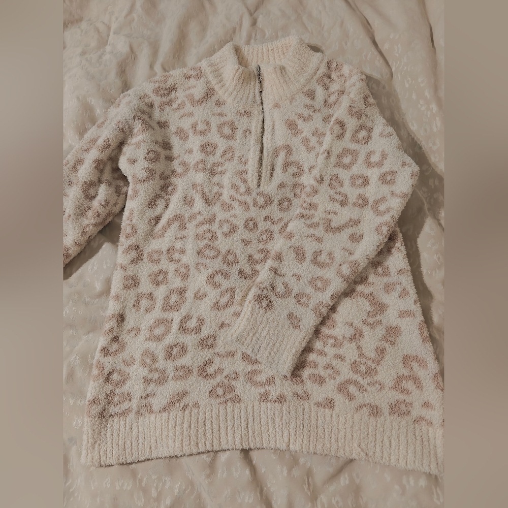 Pullover quarter zip